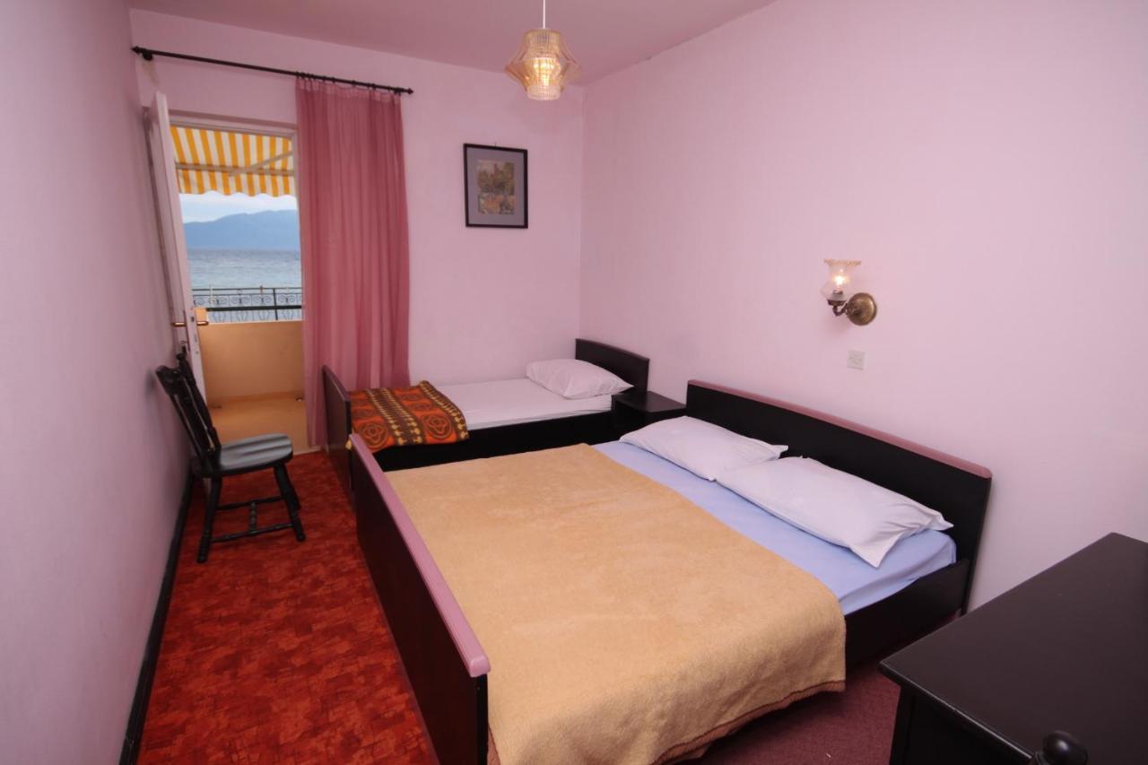 Apartments And Rooms By The Sea Sucuraj, Hvar - 4029 Eksteriør billede