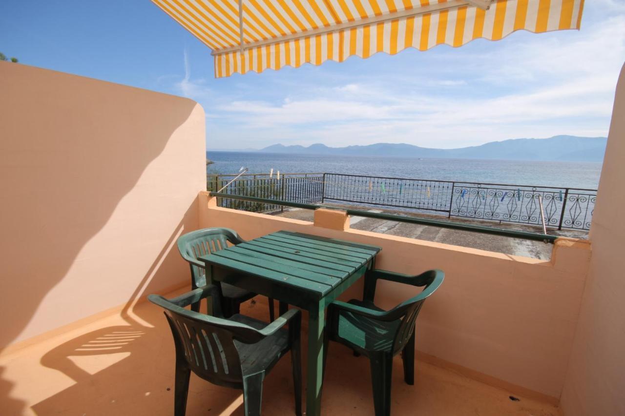 Apartments And Rooms By The Sea Sucuraj, Hvar - 4029 Eksteriør billede